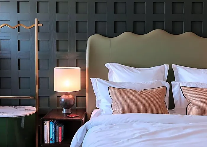 The Hoxton, 4*